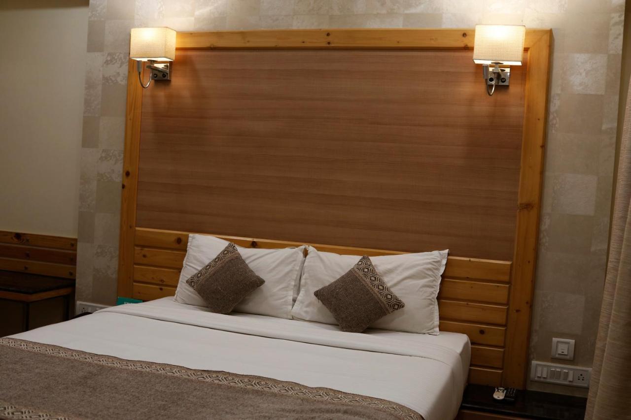 בהיאנדר The Myriad Hotel מראה חיצוני תמונה