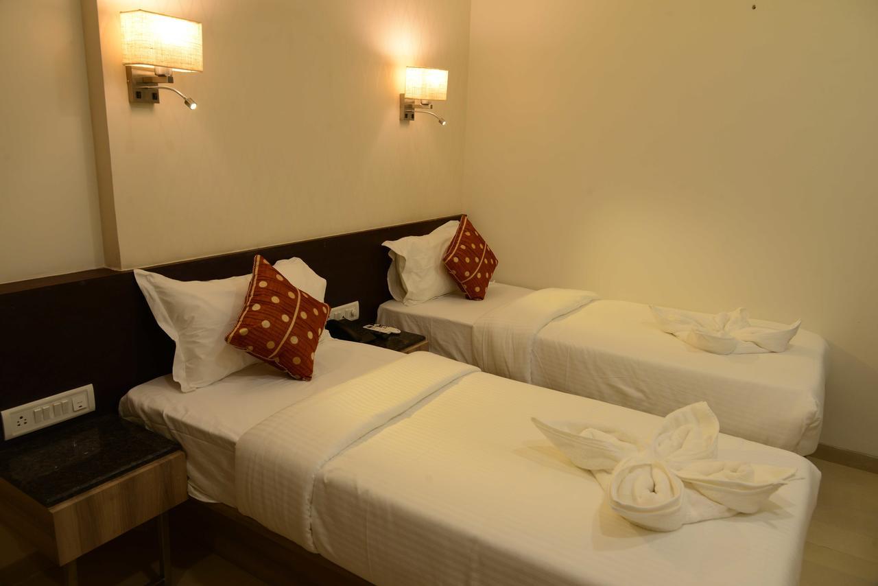 בהיאנדר The Myriad Hotel מראה חיצוני תמונה