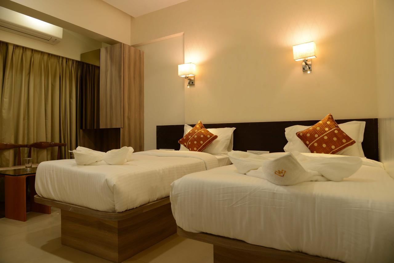 בהיאנדר The Myriad Hotel מראה חיצוני תמונה