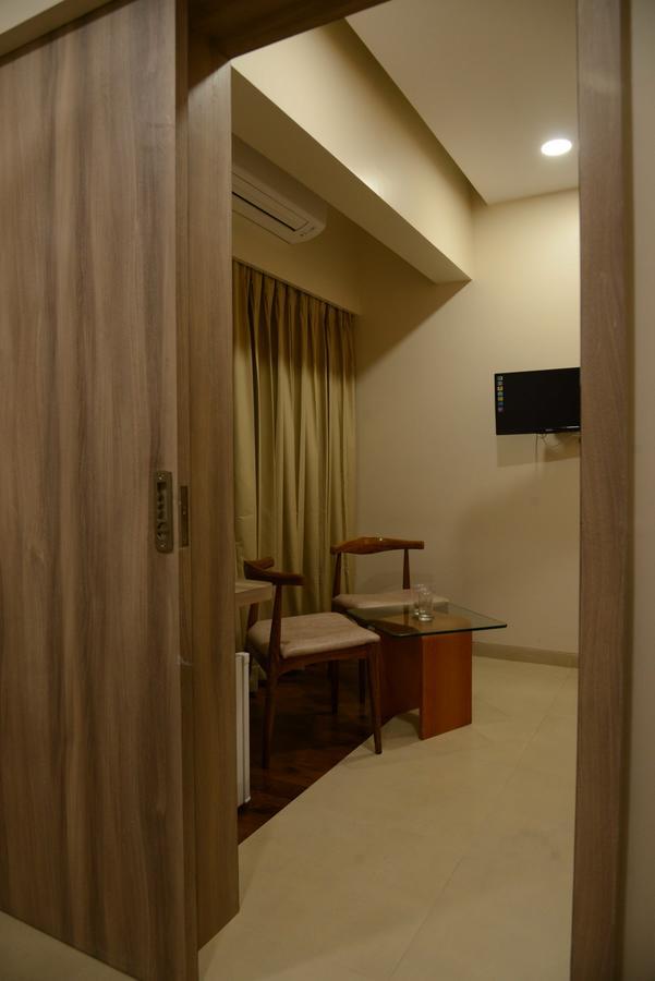 בהיאנדר The Myriad Hotel מראה חיצוני תמונה